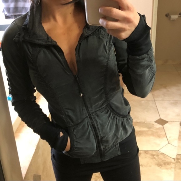 lululemon ruched jacket